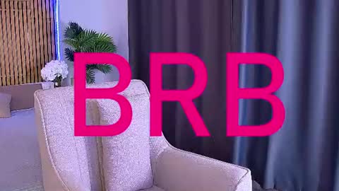 cutemirage online show from August 12, 6:32 pm