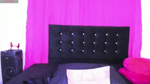 Natalie online show from August 4, 2:19 am