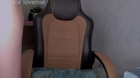 cutenessnicole online show from July 10, 12:05 am