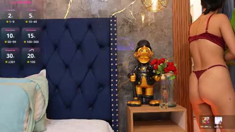 cutepetitee online show from August 8, 5:02 pm