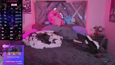 cutesarah_10 online show from July 2, 3:51 am