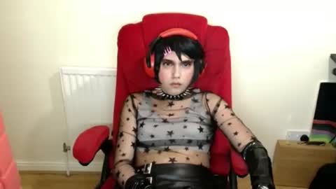 cutest_princess online show from May 24, 1:30 am