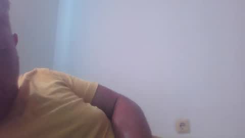 cutetoyboy86 online show from September 10, 7:32 am