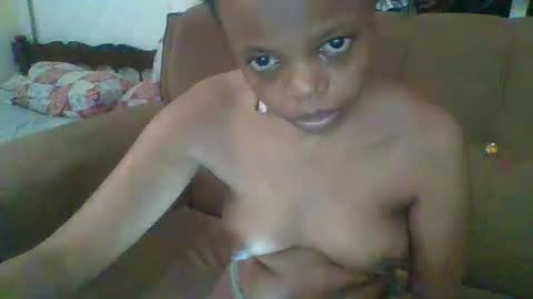 cutey-blonde online show from April 11, 11:43 am