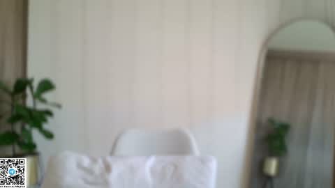Angel online show from July 18, 8:32 pm