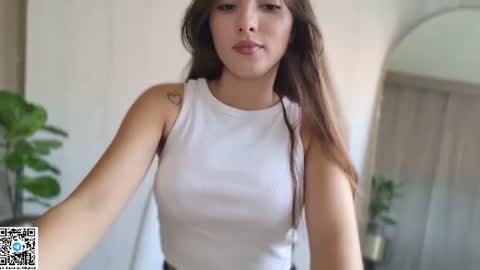 Angel online show from August 12, 7:16 pm