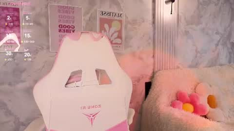 cutie_angels online show from July 15, 6:14 am