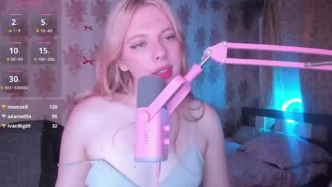 Bambi  online show from August 2, 1:18 pm