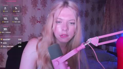 Bambi  online show from August 3, 4:58 pm
