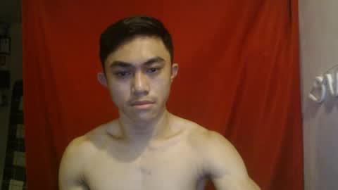 cutie_hunk69 online show from June 25, 8:28 am