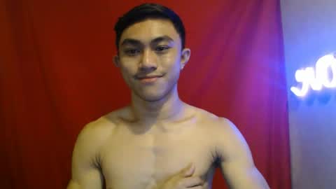 cutie_hunk69 online show from August 11, 2:35 am