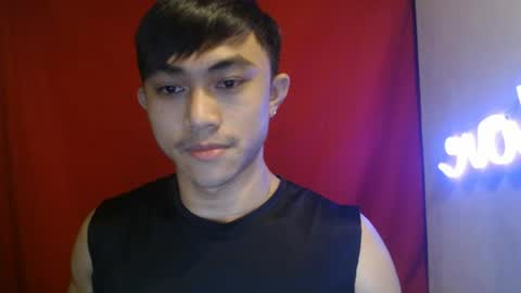 cutie_hunk69 online show from August 14, 5:55 am
