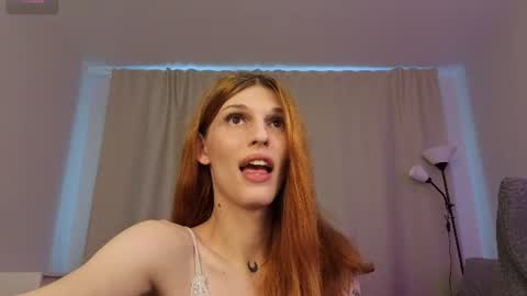 Lilliana or Lil 3 online show from August 11, 5:31 am