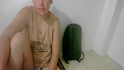 cutie_pie02 online show from August 4, 8:17 pm