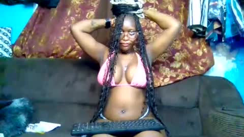CUTIE online show from August 14, 9:02 am