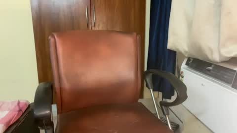 Ruhii online show from August 8, 12:27 pm