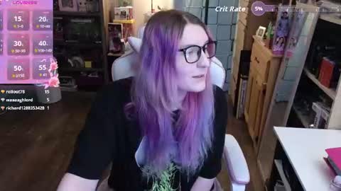 Cutie Velvette online show from July 3, 4:20 pm