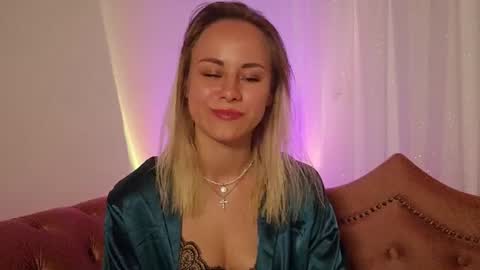 Emily online show from July 19, 7:05 pm