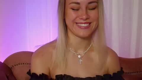 Emily online show from July 20, 10:18 am