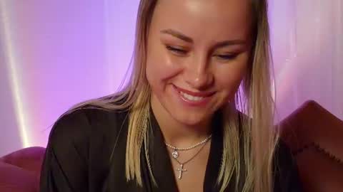 Emily online show from July 21, 10:06 am