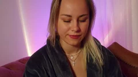 Emily online show from July 21, 7:05 pm