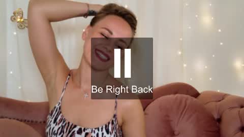 Emily online show from August 7, 11:21 am