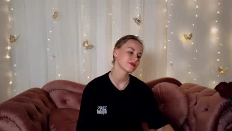 Emily online show from August 12, 5:59 pm