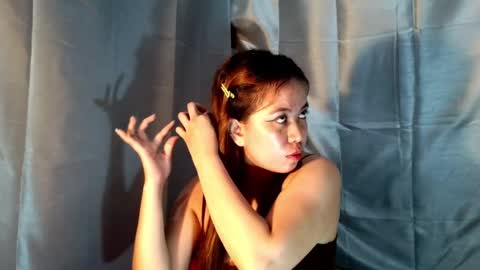 cutieasianx online show from August 5, 3:32 pm