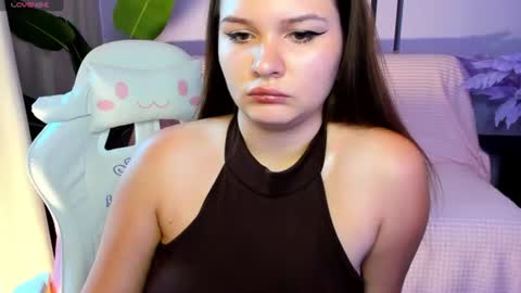 cutiechl0e online show from August 5, 7:17 am
