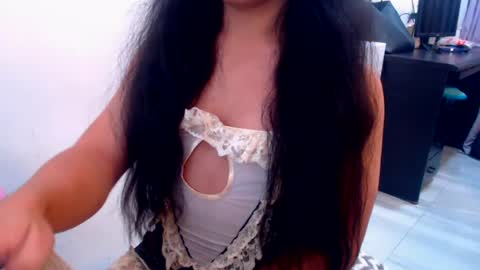 cutie jaira online show from August 9, 6:09 pm