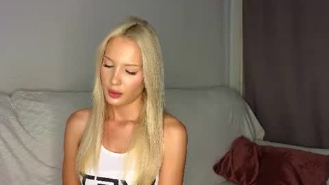 cutiefull_lion online show from July 20, 9:56 am