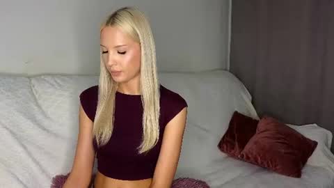 cutiefull_lion online show from August 5, 7:28 am