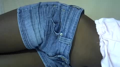 cutiehanish4 online show from July 22, 12:07 pm
