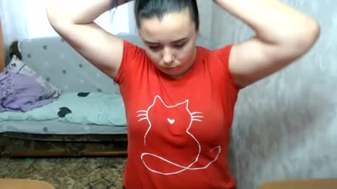 cutiemarine online show from August 12, 8:38 am