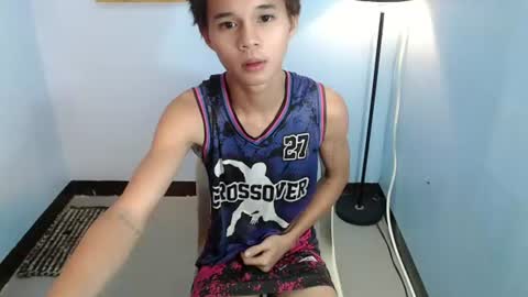 cutiewalter online show from August 13, 9:07 pm
