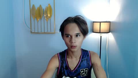 cutiewalter online show from August 14, 5:38 pm
