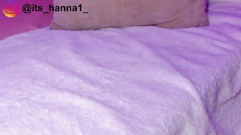 Hannah online show from August 14, 7:28 pm