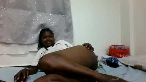 cuttepappy online show from August 10, 9:05 pm