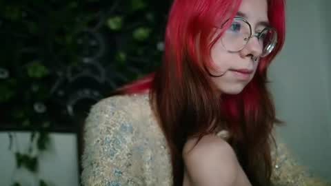 cuttiepink online show from August 8, 9:59 pm