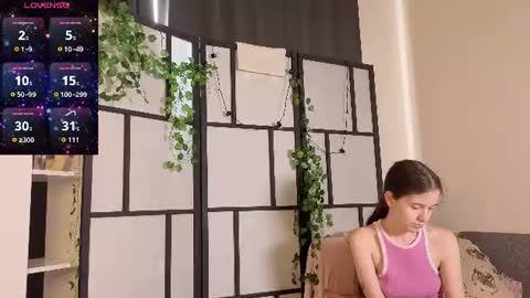 Ashly online show from September 2, 1:02 pm