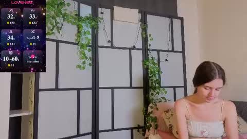 Ashly online show from September 6, 1:17 pm