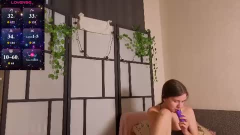 Ashly online show from September 10, 2:05 pm