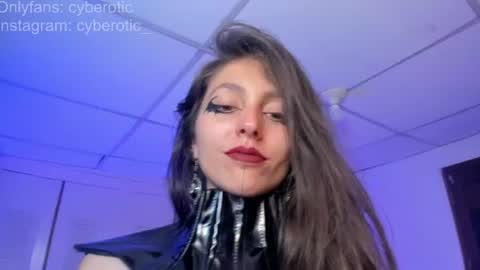 HALLOWEEN SHOW 31ST 1133 GTM-5 COT -  online show from July 30, 2:30 am