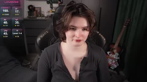 Helen online show from August 5, 7:56 pm