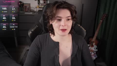 Helen online show from August 12, 7:27 pm