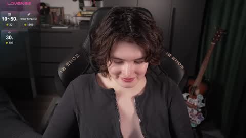 Helen online show from August 12, 9:39 pm
