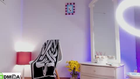 Cylie online show from August 5, 6:39 pm