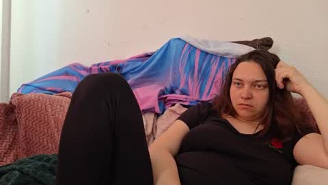 Cyndee Winter online show from June 18, 5:24 pm