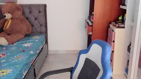 Cynthia online show from August 2, 3:30 pm