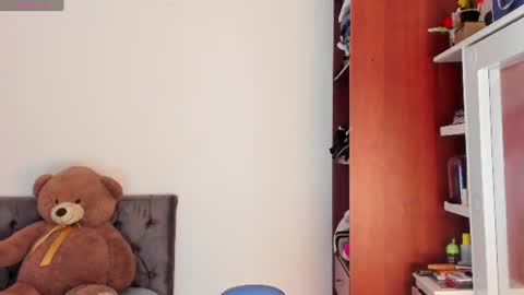 Cynthia online show from August 4, 12:57 pm